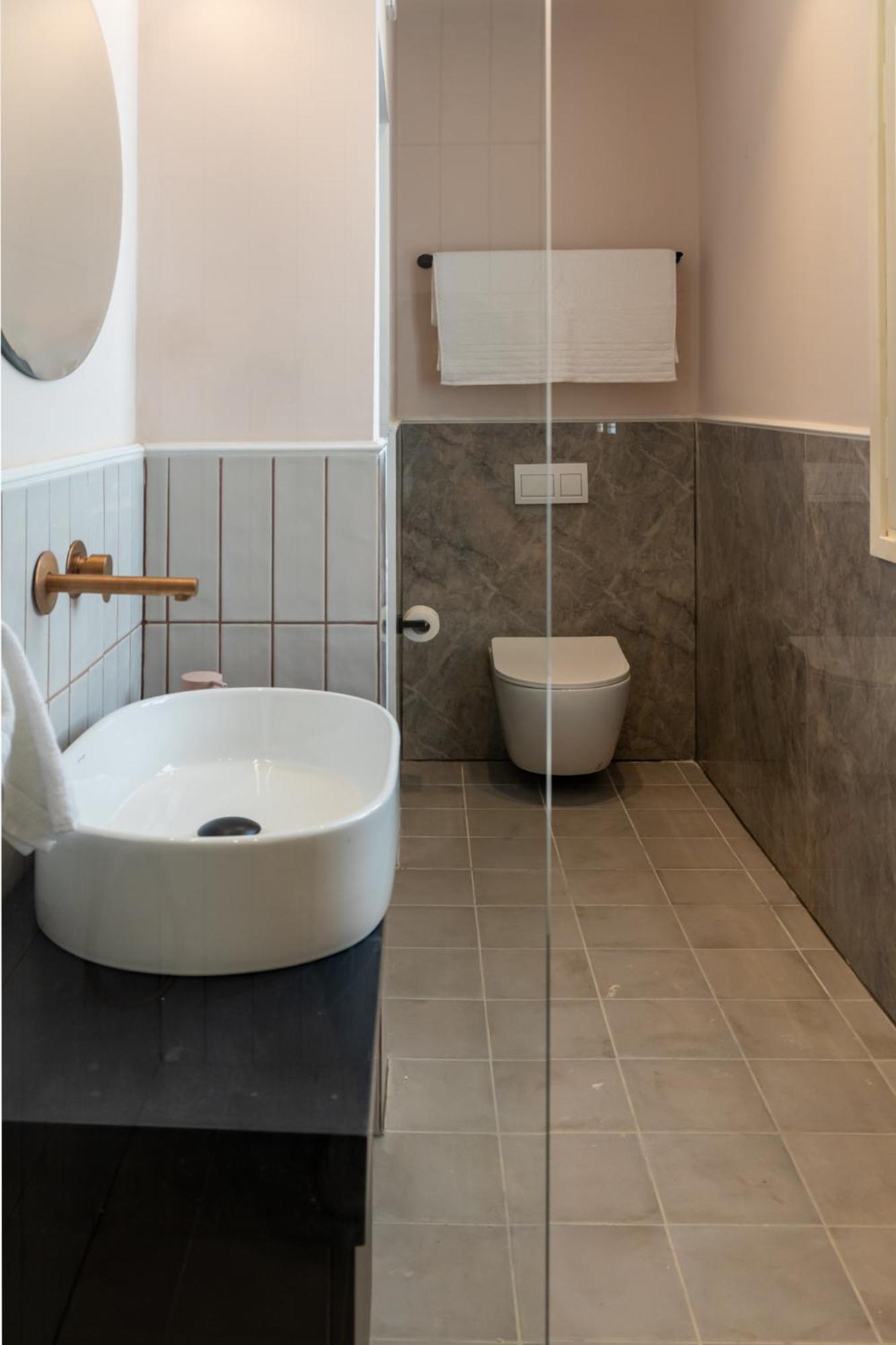 Mila - Boutique Hotel Хайфа Екстериор снимка